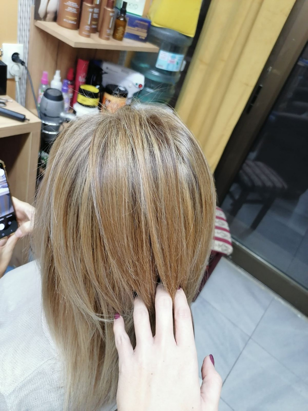 Pramenovi na foliju - kosa srednje dužine - Studio Krasiva, Kruševac Pramenovi Frizerski saloni Pramenovi, Kruševac, Centar