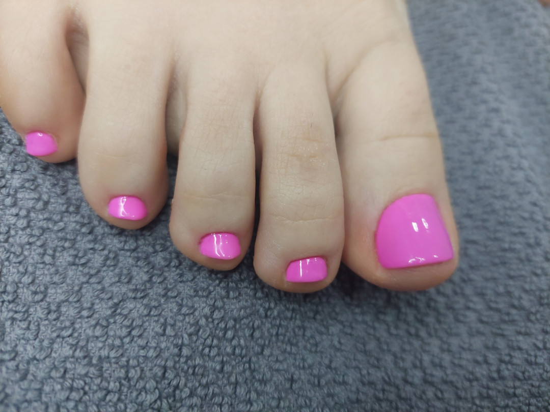 Beauty Palace by M #beograd Gel lak Pedikir + gel lak ( ruski pedikir )
