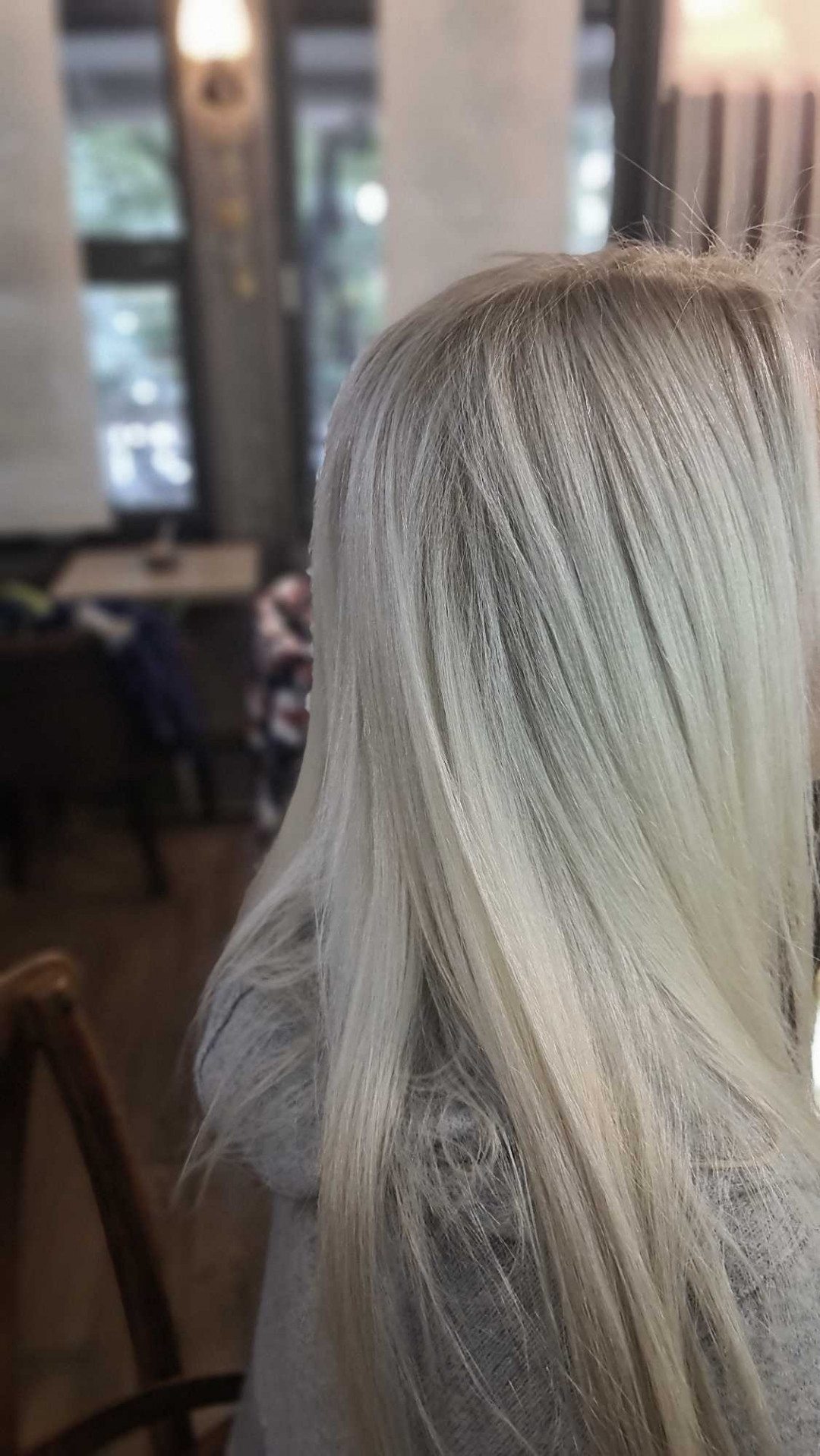 Bibi beauty centar #beograd Nega i ojačavanje kose Olaplex tretman + feniranje - kosa srednje dužine