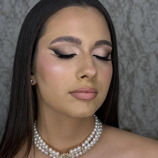 Makeup by Svetlana Knežević #novisad Make-up / šminkanje Profesionalno šminkanje + veštačke tr