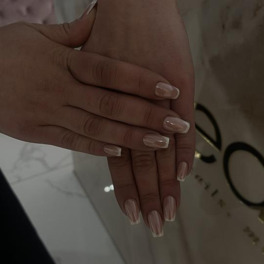 aBeauty Salon Lepote #beograd Lakiranje noktiju French - dodatak uz uslugu 👑 Elegantni nokti su n