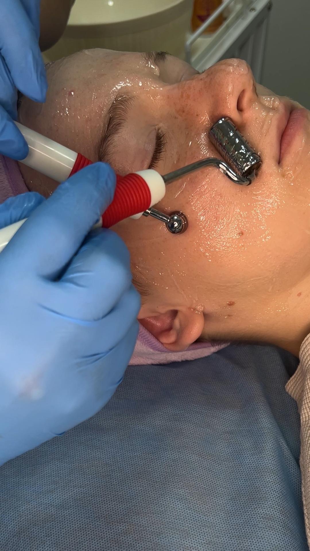 Galvansko čišćenje lica - Beauty Lab Ženska Tajna, Novi Sad Tretman lica Lice Tretman lica, Novi Sad, Grbavica, Liman, Adamićevo