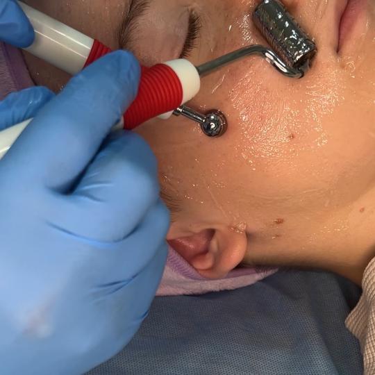 Beauty Lab Ženska Tajna #novisad Tretman lica Galvansko čišćenje lica Galvansko čišćenje lic