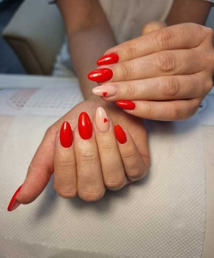 Studio lepote Cik Cak #beograd Izlivanje noktiju Izlivanje noktiju gelom - L dužina