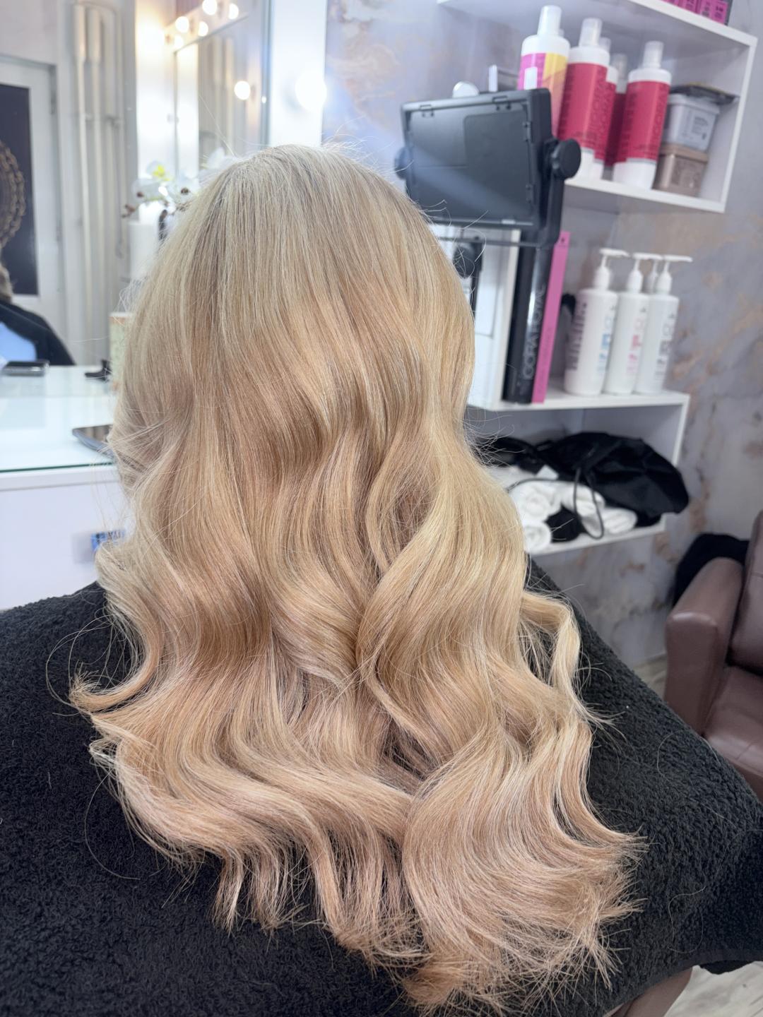 Pramenovi na foliju + preliv - ekstra duga kosa - Rista Beauty salon, Beograd Pramenovi Frizerski saloni Pramenovi, Beograd, Voždovac