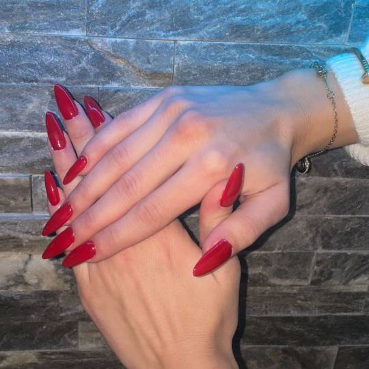 Beauty Studio S #beograd Izlivanje noktiju Korekcija izlivanja noktiju gelom - L dužina