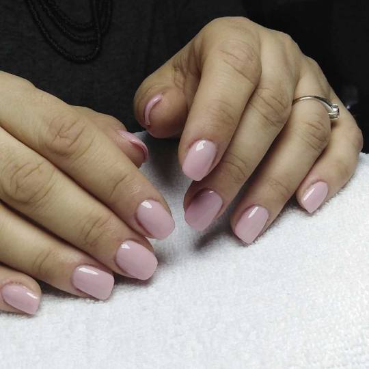 Headroom #beograd Manikir Korekcija gel laka + kombinovani manikir - salonski rad