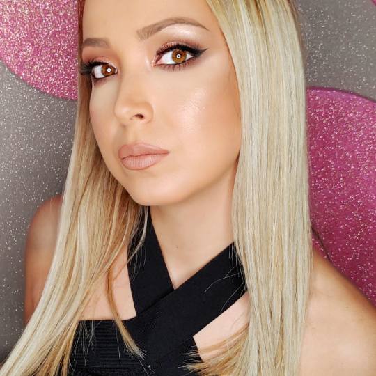 Gloss studio #nis Make-up / šminkanje Profesionalno šminkanje