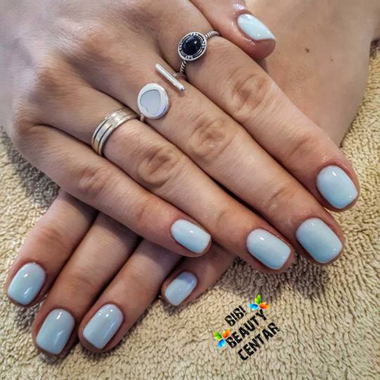 Bibi beauty centar #beograd Gel lak Gel lak - ruke manikir sa trajnim lakom by BiBi