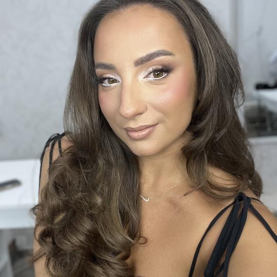 Artist Alex Studio #nis Make-up / šminkanje Profesionalno šminkanje + veštačke trepavice