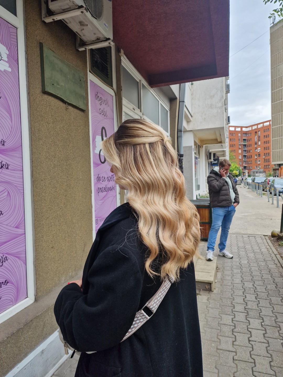 Beauty studio S #novisad Svečane i frizure za svadbu Svečana frizura - duga kosa