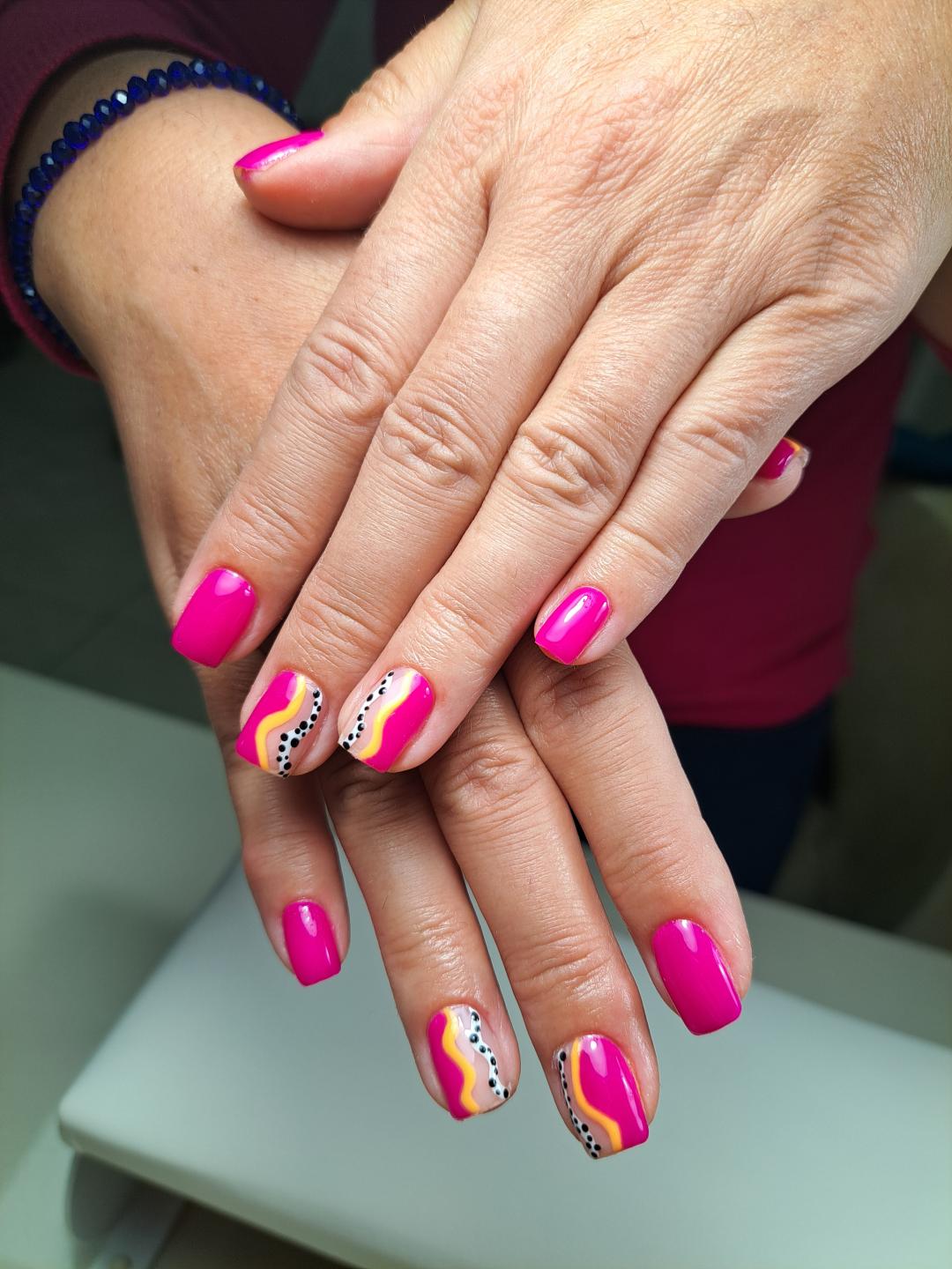 Trajni lak - ruke - M Amalfy Beauty, Beograd Gel lak Nokti Gel lak, Beograd, Vukov spomenik, Đeram