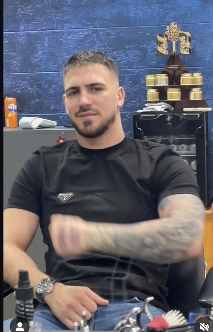 Muško šišanje + sređivanje brade - Makva, Beograd Berberin Muški frizeri Berberin, Beograd, Centar, Stari grad, Dorćol