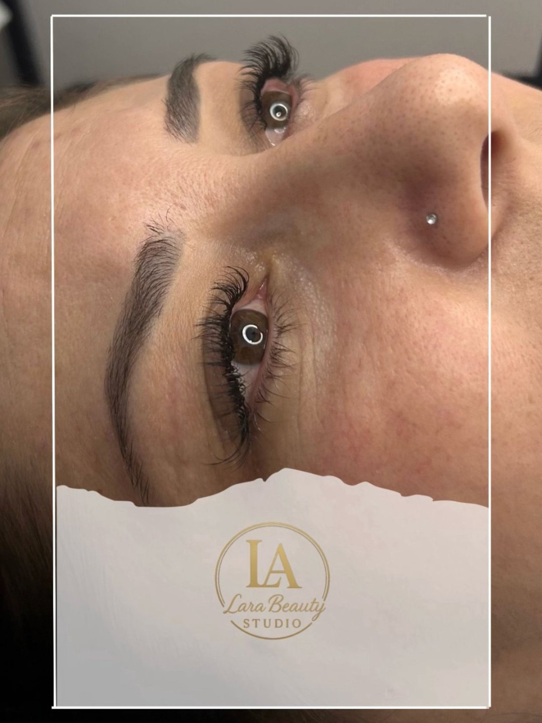 Nadogradnja svilenih trepavica - 1 na 1 - Lara Beauty 037, Kruševac Nadogradnja trepavica Lice Nadogradnja trepavica, Kruševac, Centar