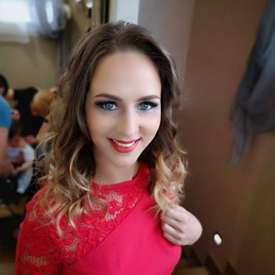 Bibi beauty centar #beograd Make-up / šminkanje Profesionalno šminkanje + veštačke trepavice mak