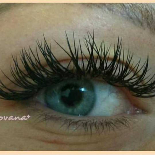 Jovana + #beograd Nadogradnja trepavica Nadogradnja svilenih trepavica - 1 na 1