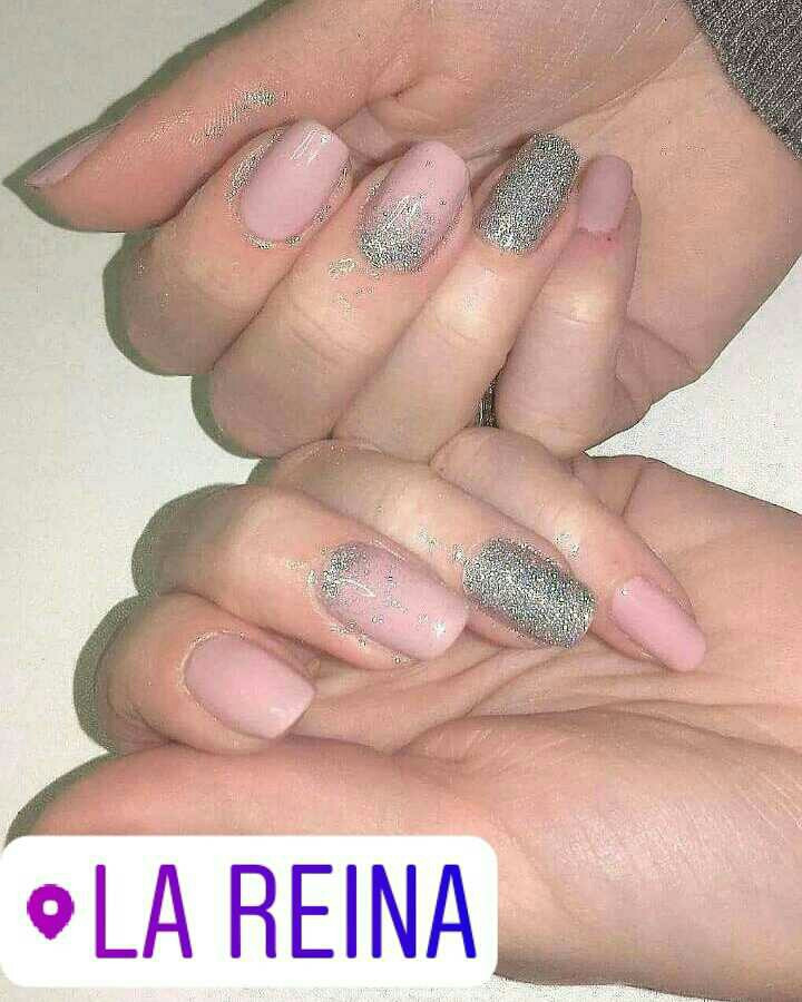La Reina #beograd Gel lak Gel lak - ruke + noge