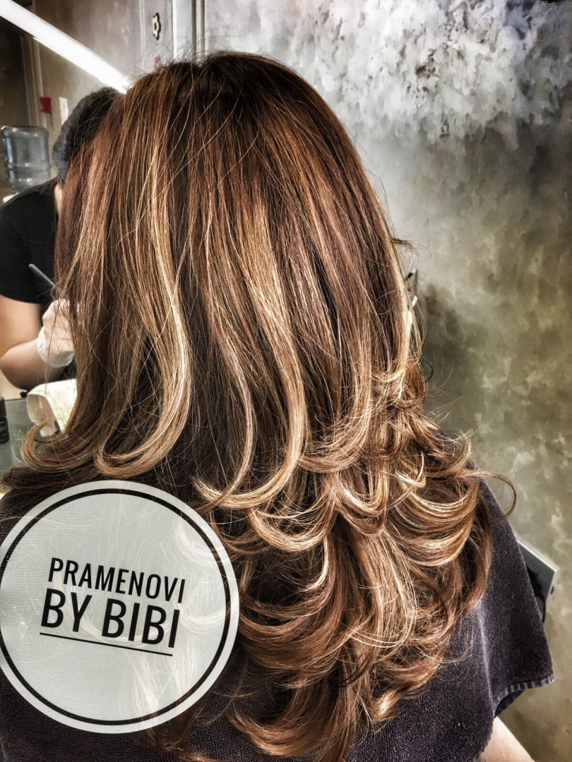 Bibi beauty centar #beograd Pramenovi Pramenovi na foliju u 1 / 2 boje / blanšem + preliv - kosa srednje dužine