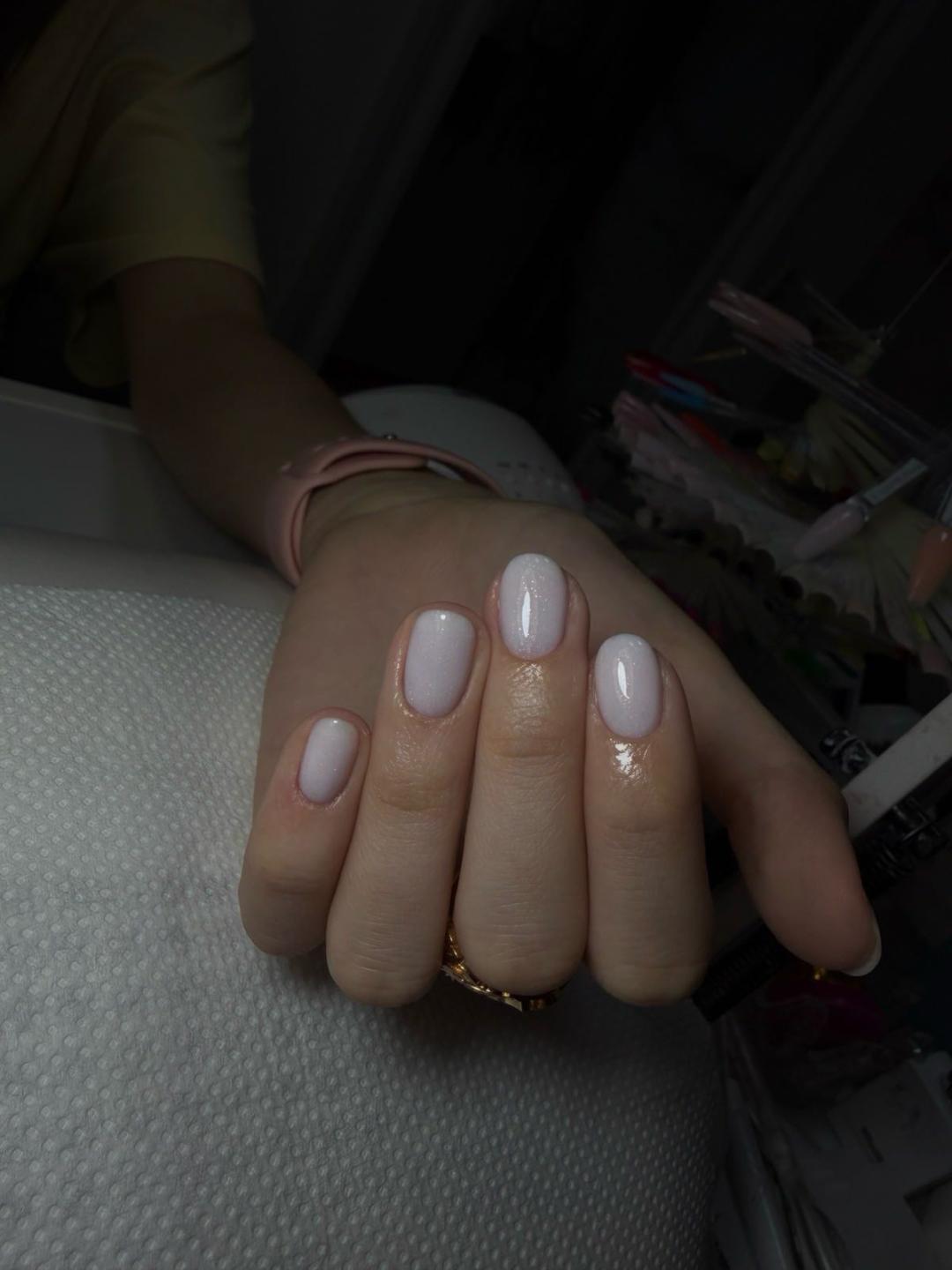 Manikir + ojačavanje noktiju rubber bazom - Sneža Nails, Beograd Manikir Nokti Manikir, Beograd, Novi Beograd Stari Merkator