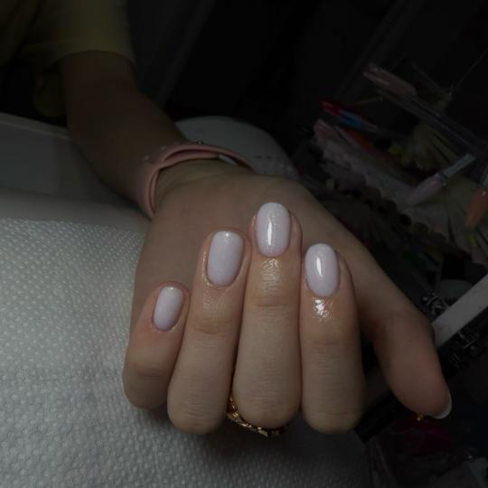 Sneža Nails #beograd Manikir Manikir + ojačavanje noktiju rubber bazom