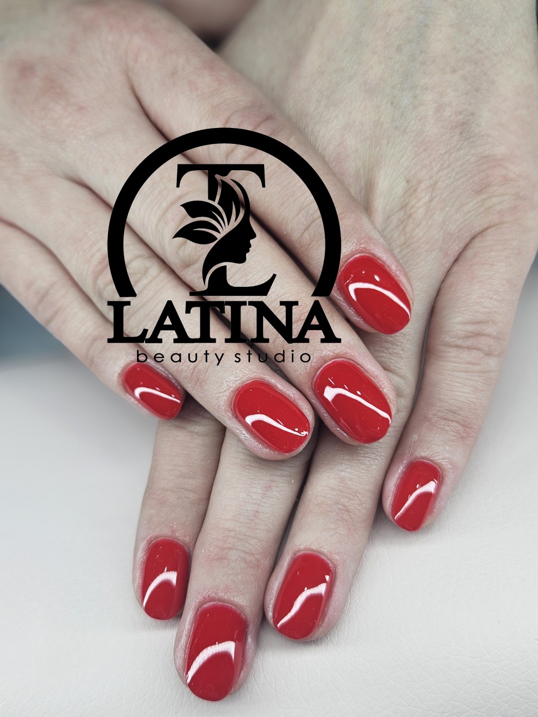 Latina beauty studio #beograd Ojačavanje noktiju Ojačavanje noktiju gelom