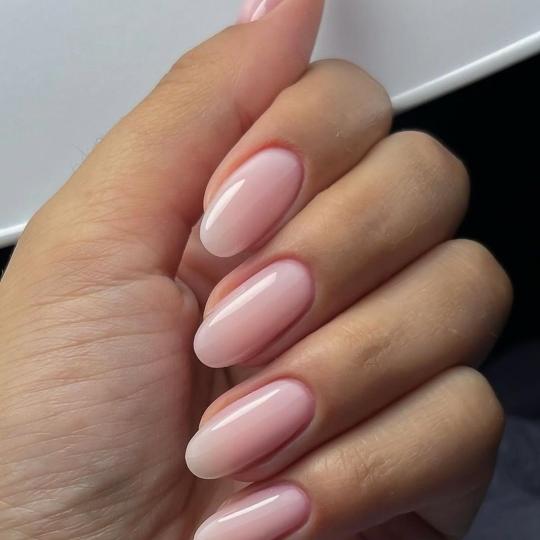 Esthetique Privé #beograd Izlivanje noktiju Izlivanje noktiju gelom - L dužina