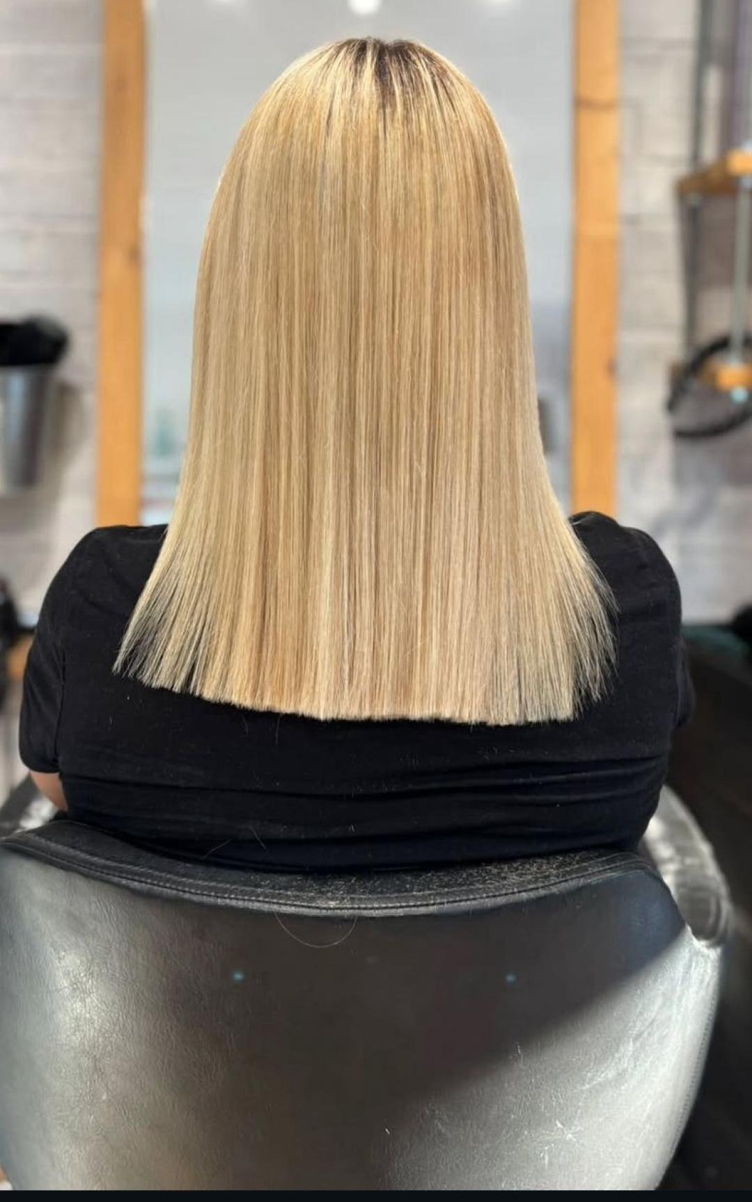 Feniranje na ravno - kosa srednje dužine - Beauty boom, Beograd Feniranje i stilizovanje Frizerski saloni Feniranje i stilizovanje, Beograd, Novi Beograd blokovi, Belville, Savski kej