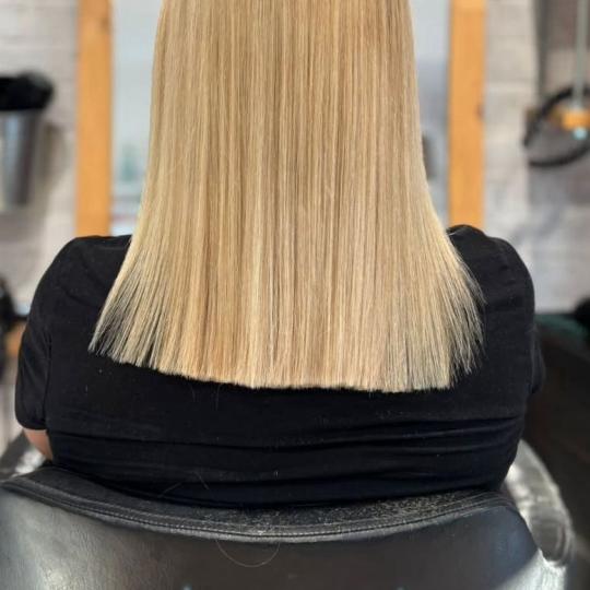 Beauty boom #beograd Feniranje i stilizovanje Feniranje na ravno - kosa srednje dužine