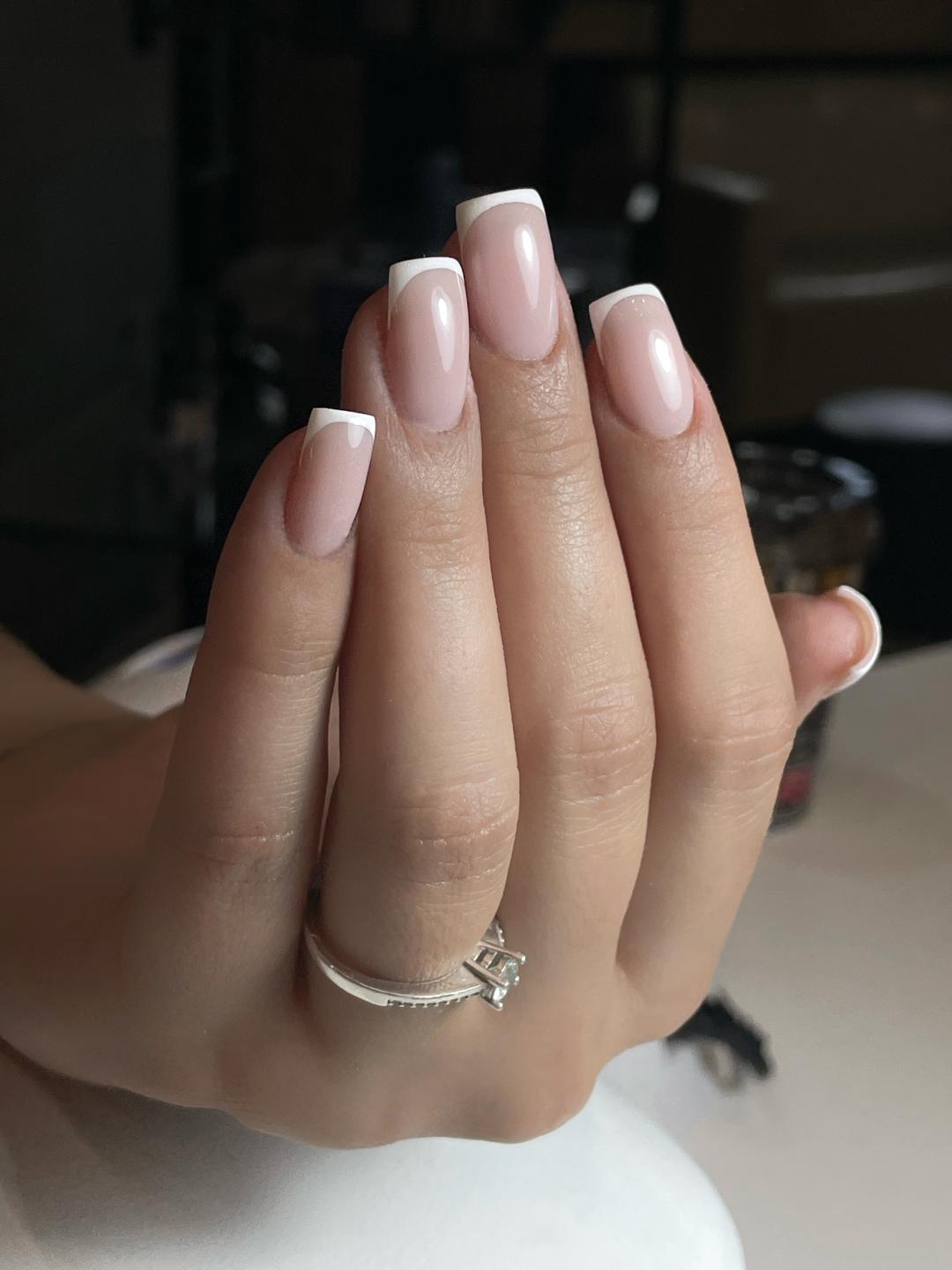 Izlivanje noktiju gelom - M dužina - Nails Studio, Beograd Izlivanje noktiju Nokti Izlivanje noktiju, Beograd, Banovo brdo