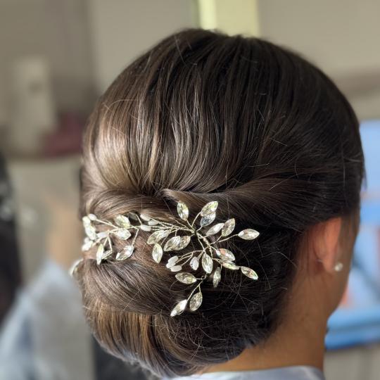 Studio Kristina Jovanović #beograd Pletenice, kike, punđe Pravljenje punđe