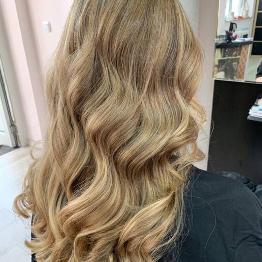 Hair Solutions #beograd Pramenovi Pramenovi na foliju 2 i više boja + preliv - duga kosa