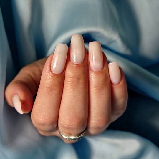 SM Beauty studio #nis Izlivanje noktiju Izlivanje noktiju gelom /dual tipse - S dužina