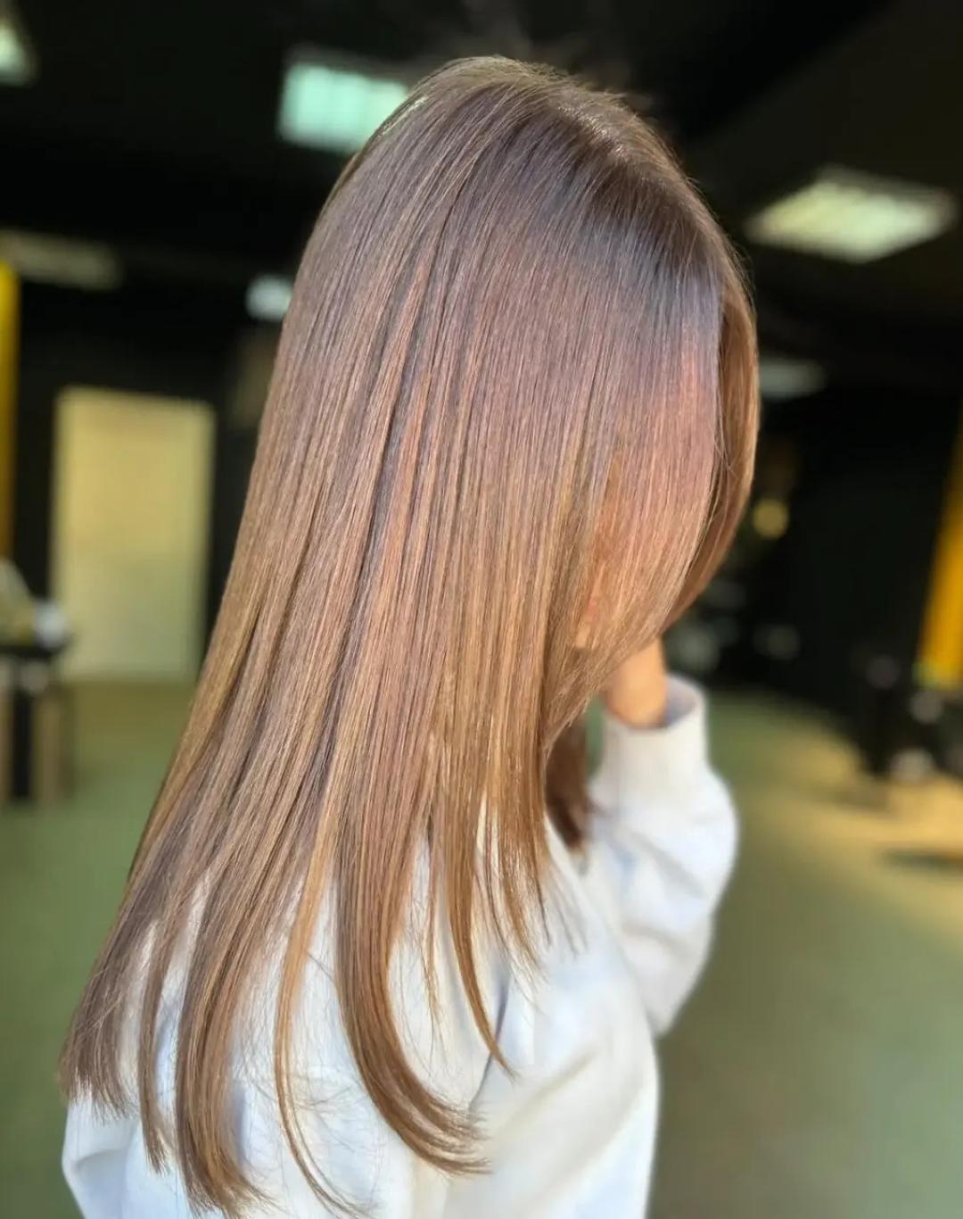 Nijansiranje kose - duga kosa - Glamour Luxury Studio 88, Pančevo Pramenovi Frizerski saloni i frizeri Pramenovi, Pančevo, Centar