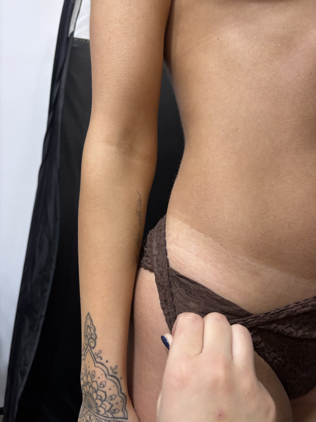 Mira 11 #beograd Air brush potamnjivanje kože Spray tan tretman