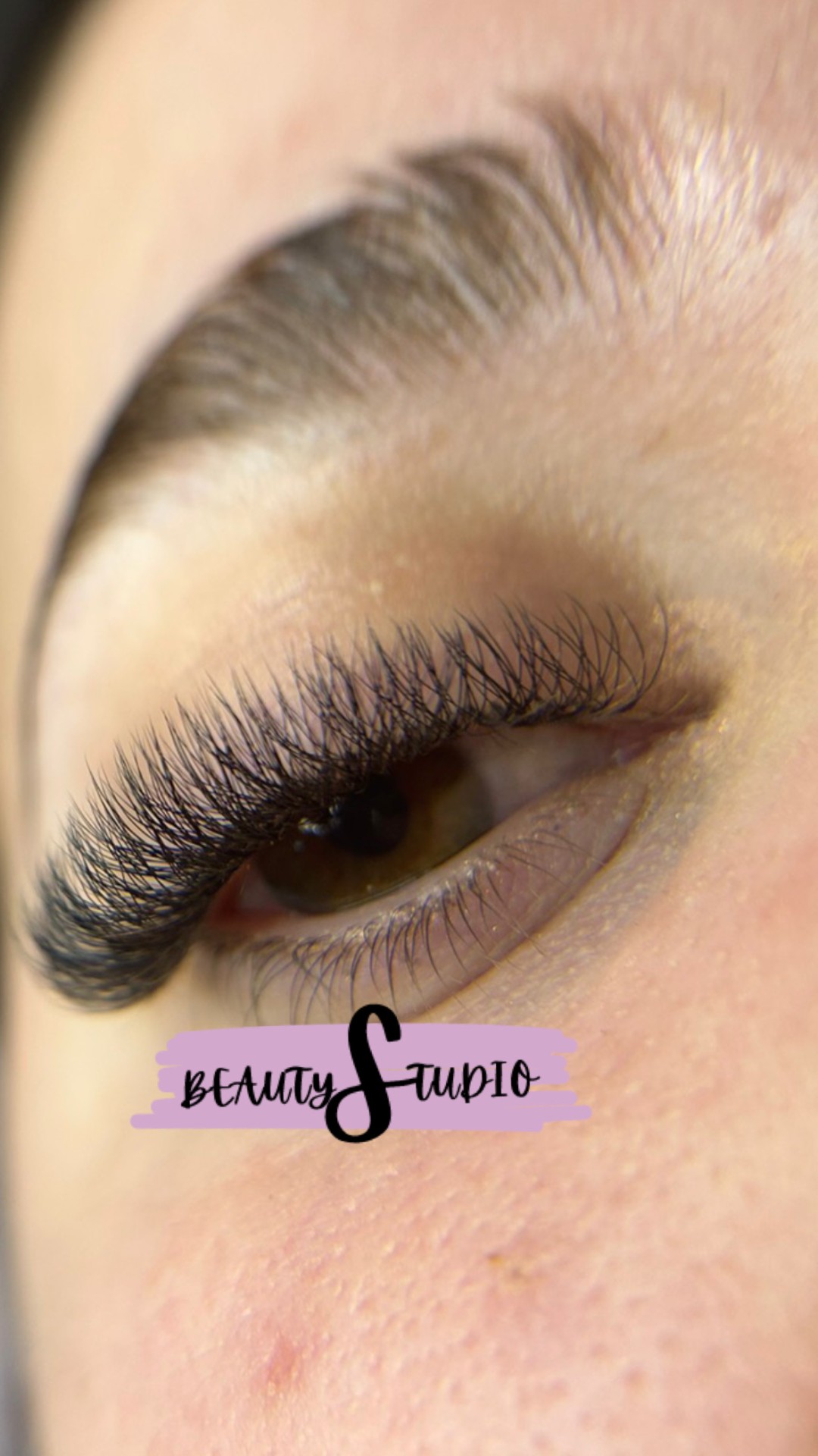 Beauty studio S #novisad Nadogradnja trepavica Nadogradnja svilenih trepavica - 3D mini volumen