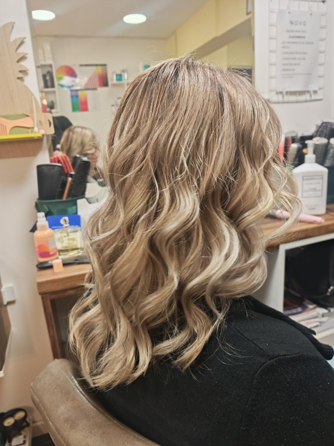 Studio lepote Krin #beograd Pramenovi Mix tehnika senčenja - duga kosa