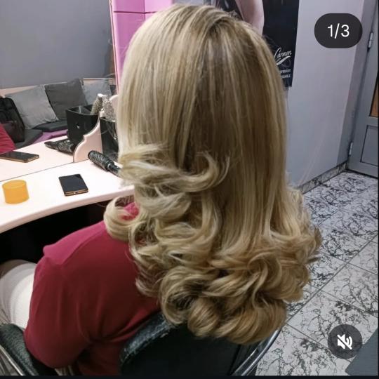 Beauty Line-M #novisad Uvijanje, lokne i talasi Feniranje na četke + talasi - duga kosa