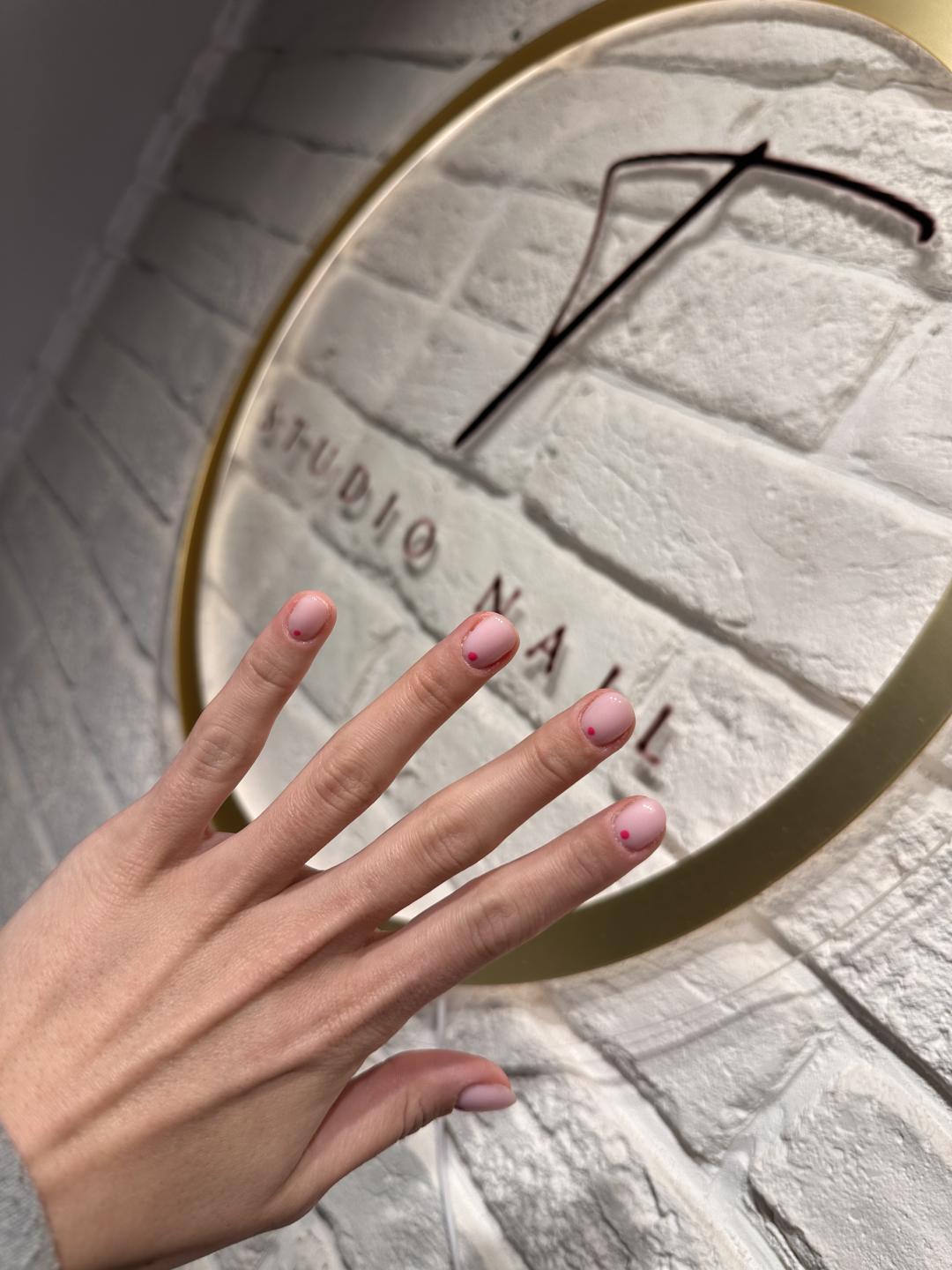 T studio nail #beograd Ojačavanje noktiju Ojačavanje prirodnih noktiju gelom