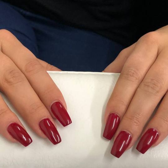 Beauty Queen Deluxe #beograd Izlivanje noktiju Izlivanje noktiju gelom + gel u boji