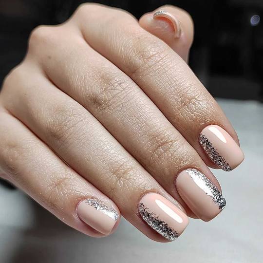 Headroom #beograd Manikir Kombinovani manikir + gel lak - french / baby boomer