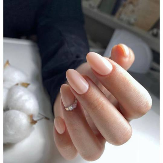 Monami beauty #beograd Ojačavanje noktiju Korekcija ojačavanja noktiju M - dužina