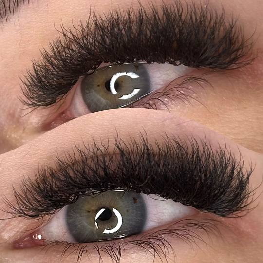 Esthetique Privé #beograd Nadogradnja trepavica Nadogradnja svilenih trepavica volumen