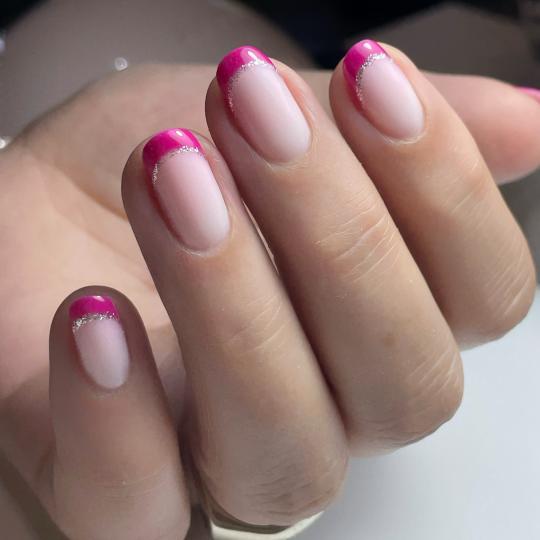 Nails Studio #beograd Ojačavanje noktiju Ojačavanje noktiju gelom Nokti