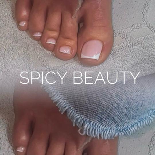 Spicy beauty #beograd Estetski pedikir Polupedikir + gel lak