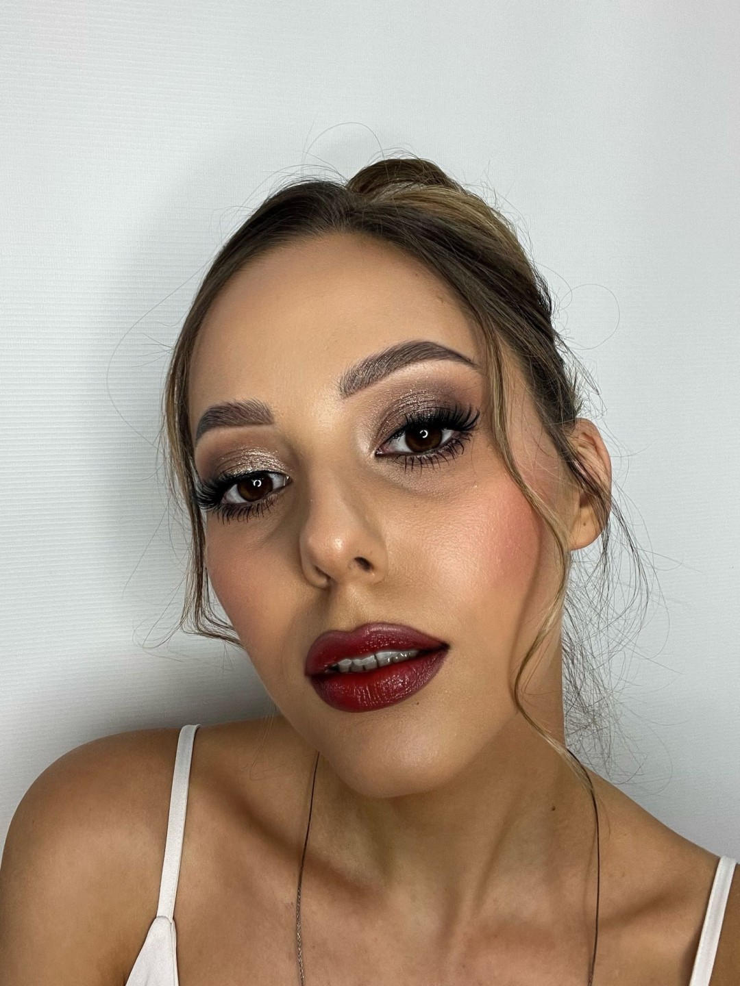 Studio Imela #beograd Make-up / šminkanje Profesionalno šminkanje + svečana frizura - složena