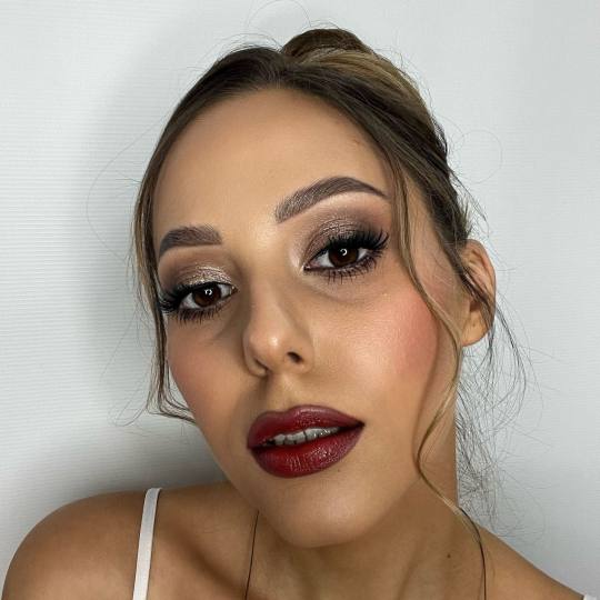 Studio Imela #beograd Make-up / šminkanje Profesionalno šminkanje + svečana frizura - složena