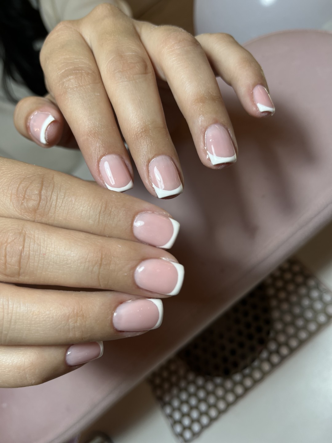 Xenija Beauty Room #beograd Ojačavanje noktiju Ojačavanje noktiju rubber bazom - M dužina