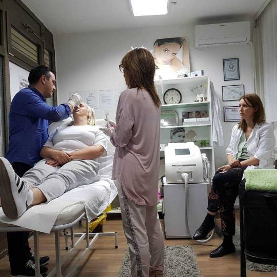 Maximus 1 #nis Hijaluronski tretmani lica Podmlađivanje lica botoksom i hijaluronskim filerima Hija