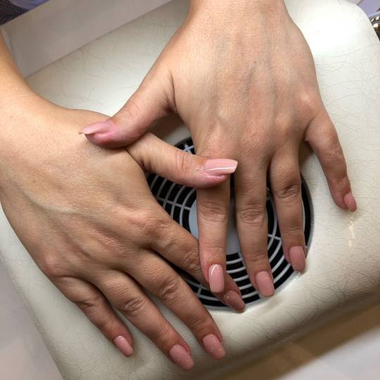 Alfaparf Nails #beograd Nadogradnja noktiju Nadogradnja noktiju tipsama + gel u boji