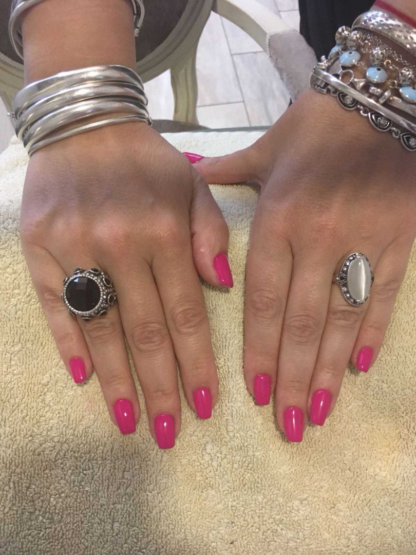 Korekcija gela - Bibi beauty centar, Beograd Korekcija noktiju Nokti Korekcija noktiju, Beograd, Banovo brdo